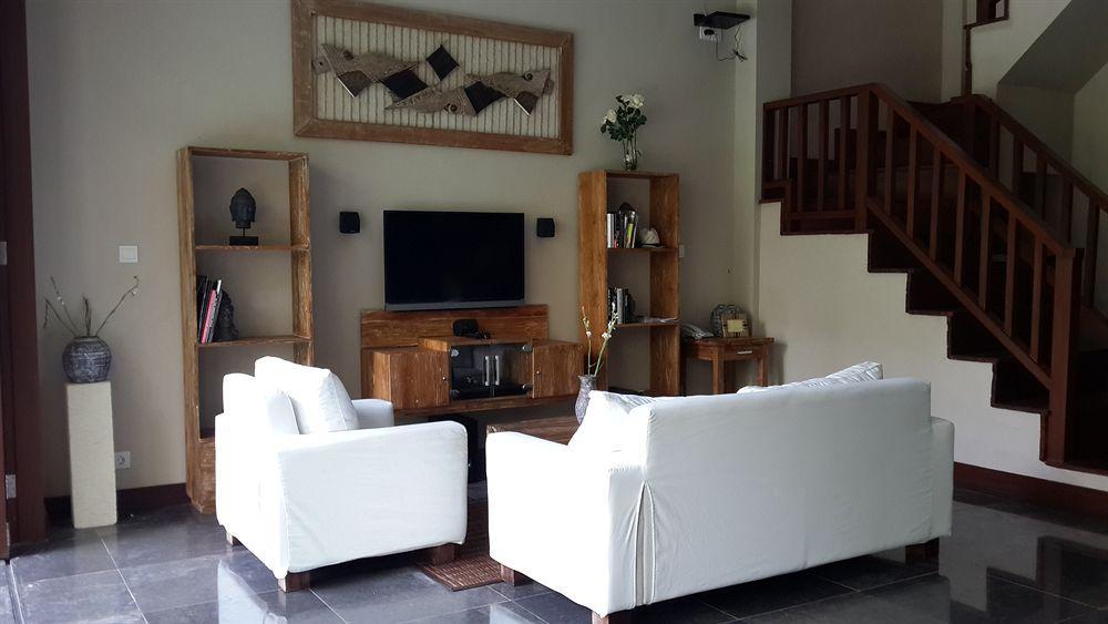 Harum Sari Ubud Private Villa ภายนอก รูปภาพ