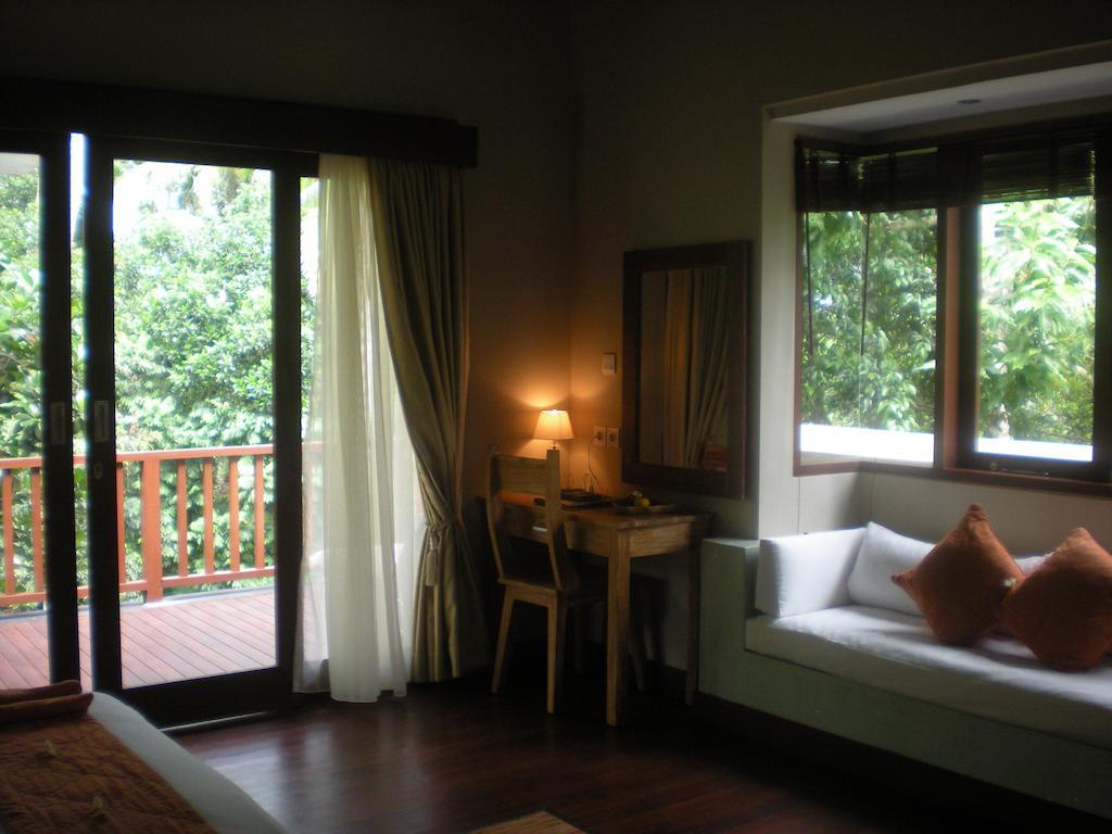 Harum Sari Ubud Private Villa ภายนอก รูปภาพ