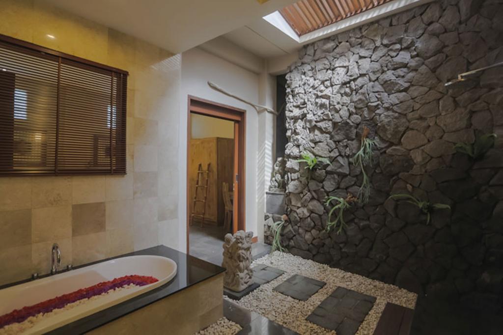 Harum Sari Ubud Private Villa ภายนอก รูปภาพ